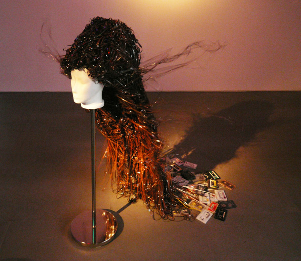 42_13a-wong2014yuzkarasicassettewig2